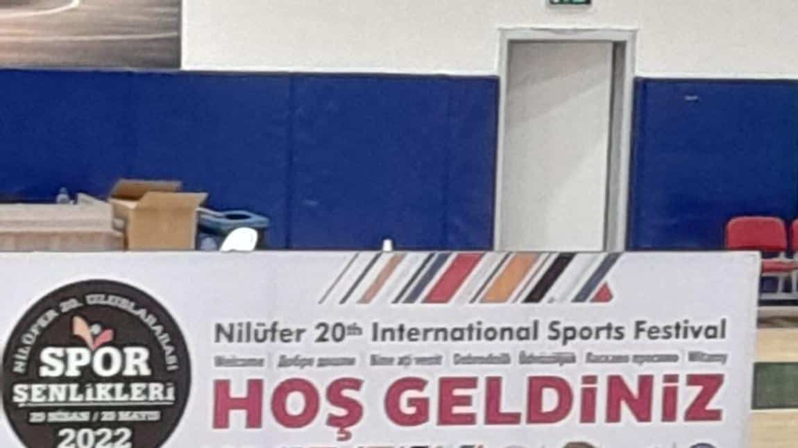 20.ULUSLARARASI SPOR ŞENLİKLERİNDE TENİSTE 3. ,SATRANÇTA 1. OLDUK